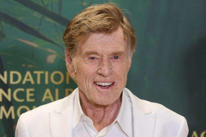 1_afp--20250916--74nl29e--v3--midres--usactinglegendrobertredforddeadat89nyt-59147822