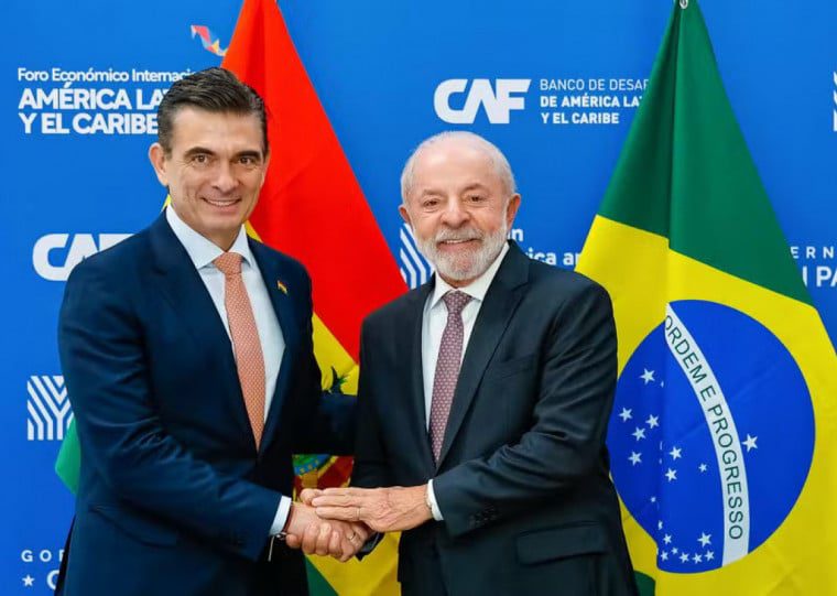 1_lula_e_presy_ebaa-11728527